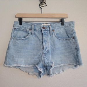 Madewell Light Wash Relaxed High Rise Distressed Denim Shorts Sz 27